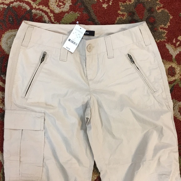 Express Pants - 💕 Express Capri khaki sz 2 x 23 NWT $ 39.50 💕
